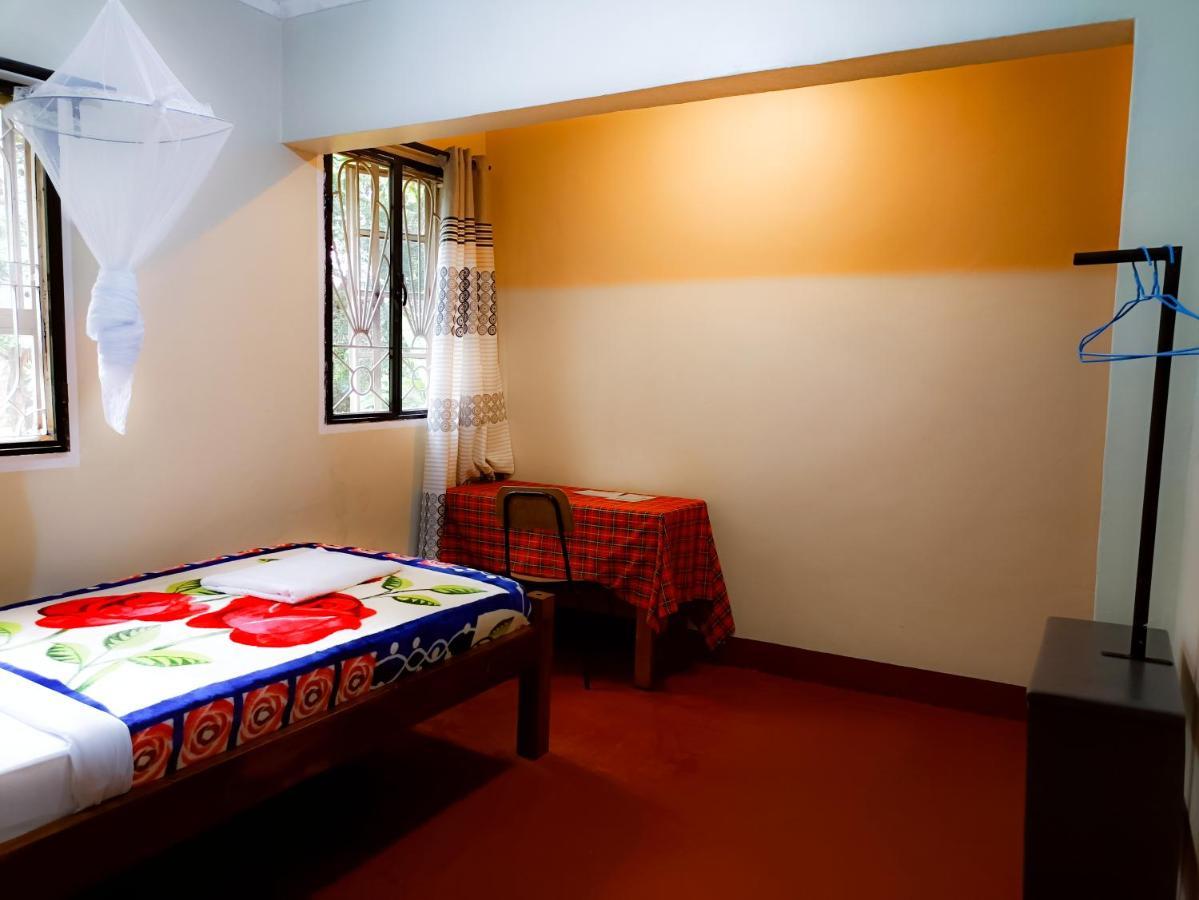 Shamba Hostel Usa River Екстер'єр фото