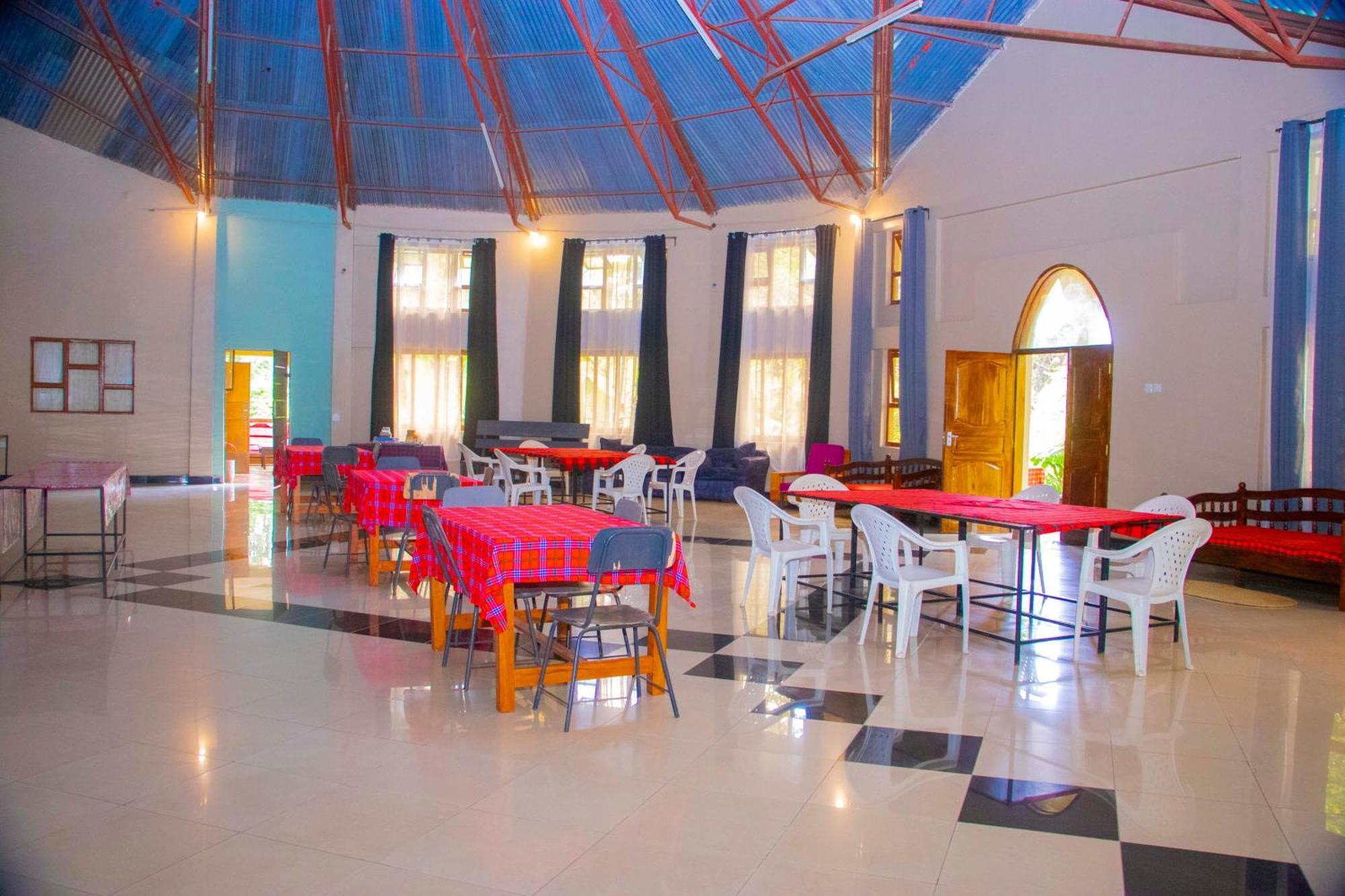Shamba Hostel Usa River Екстер'єр фото
