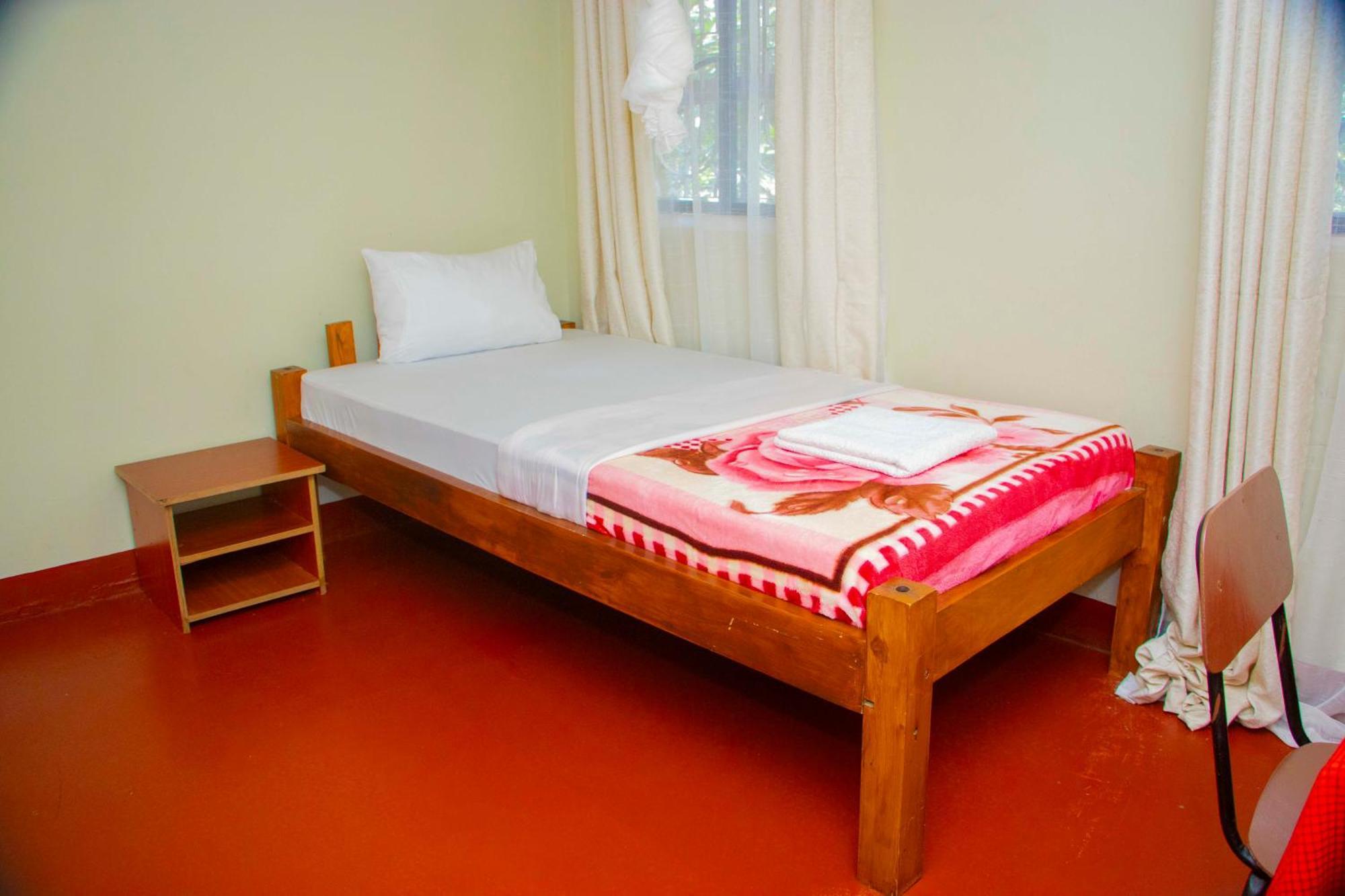 Shamba Hostel Usa River Екстер'єр фото