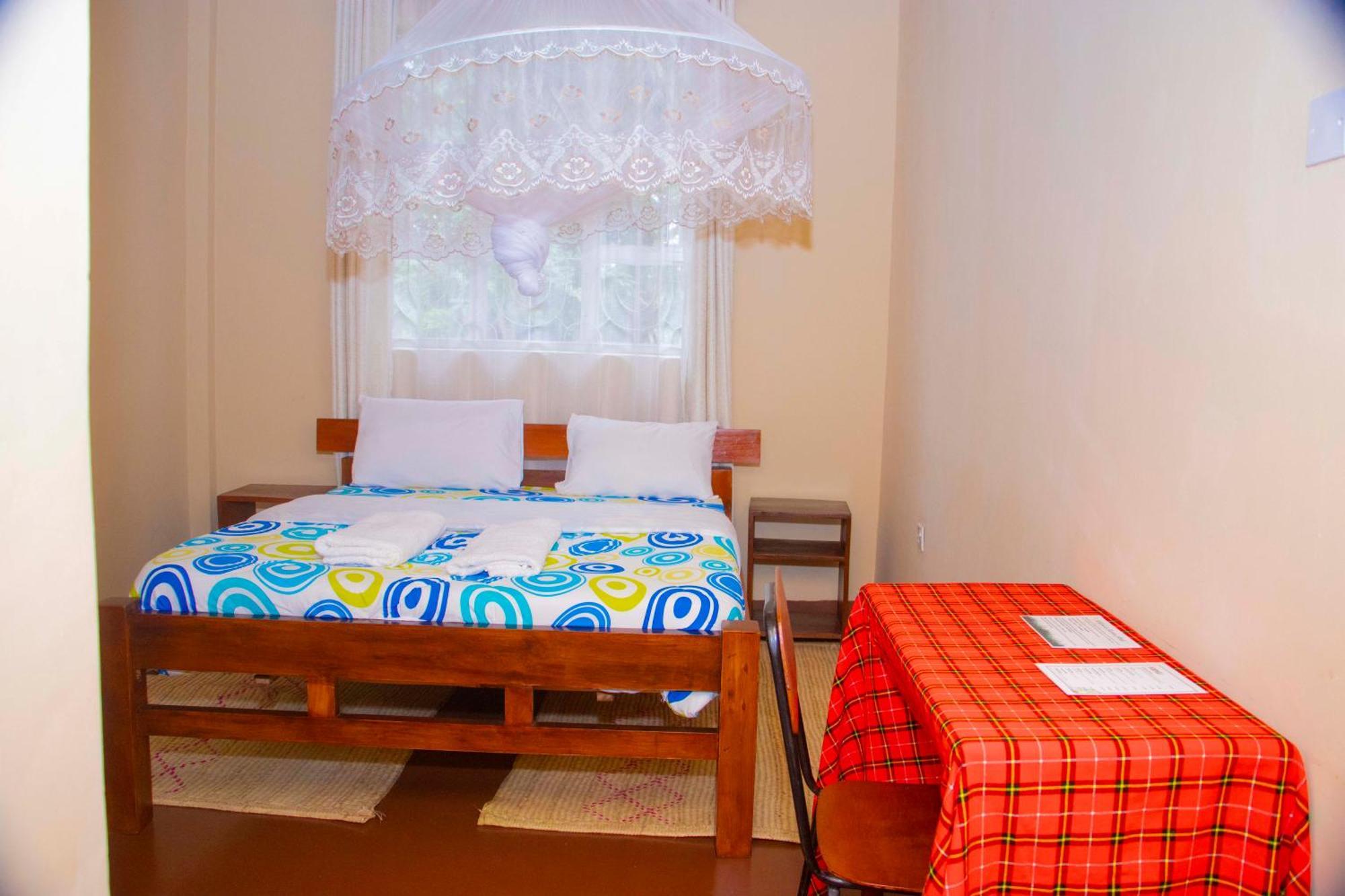Shamba Hostel Usa River Екстер'єр фото