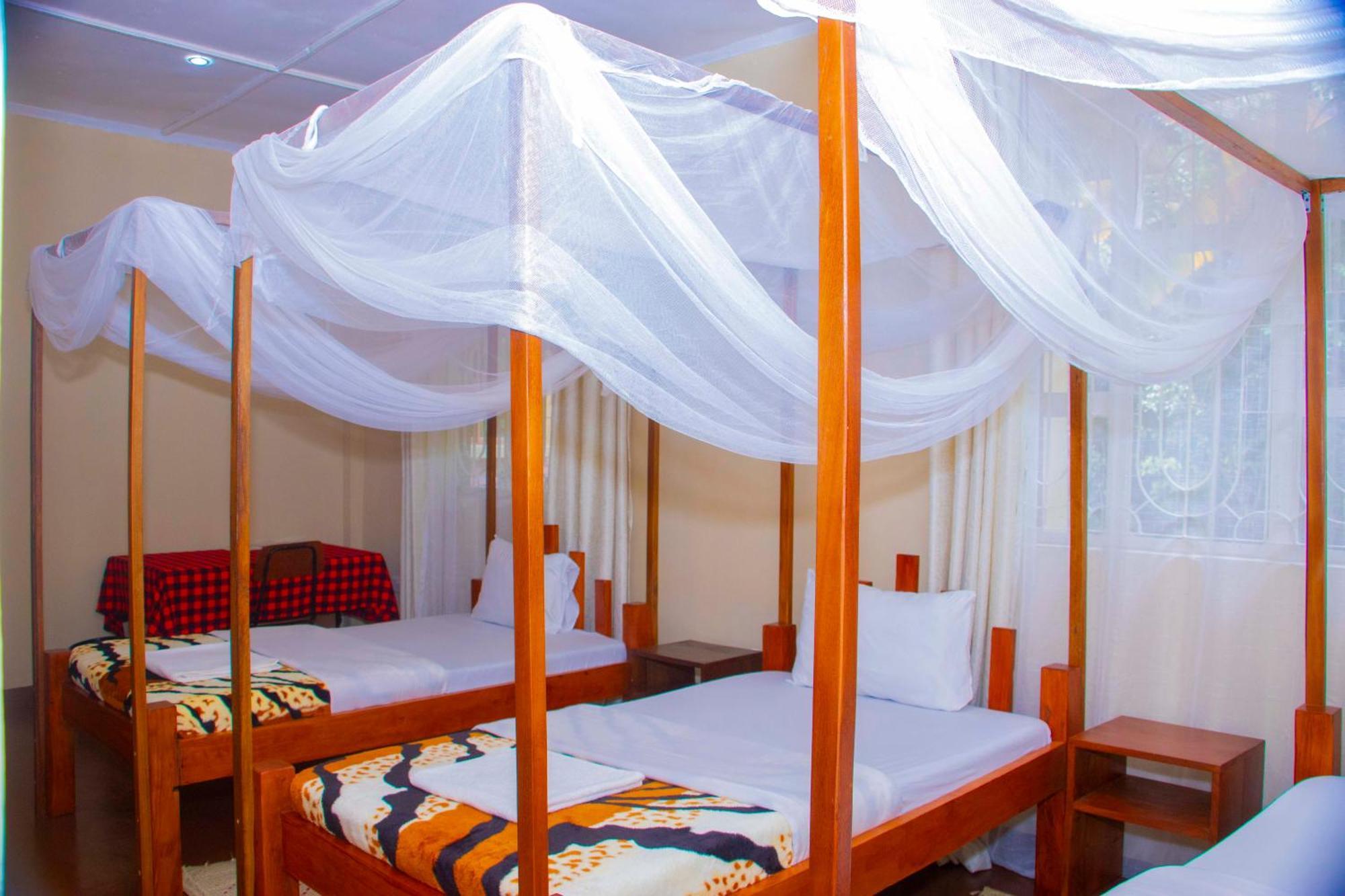Shamba Hostel Usa River Екстер'єр фото